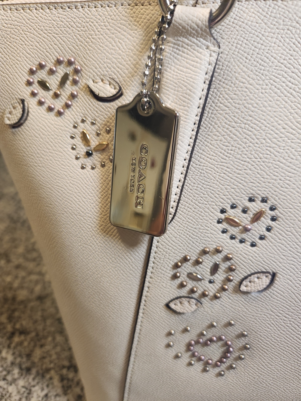 Coach Ava Tote With Heart Rivets Studs - Picture 3 of 16